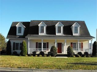 615 Irvin St, Wytheville, VA 24382