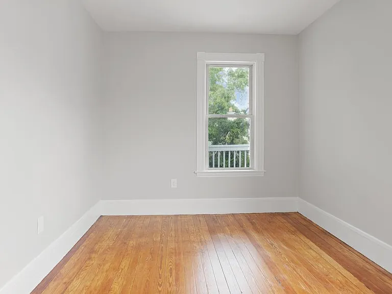 426 Bowdoin St #2 — Photo 17