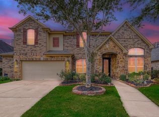 5710 White River Pass Ln, Sugar Land, TX 77479