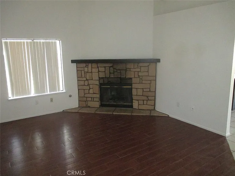 29664 Squaw Valley Dr — Photo 8
