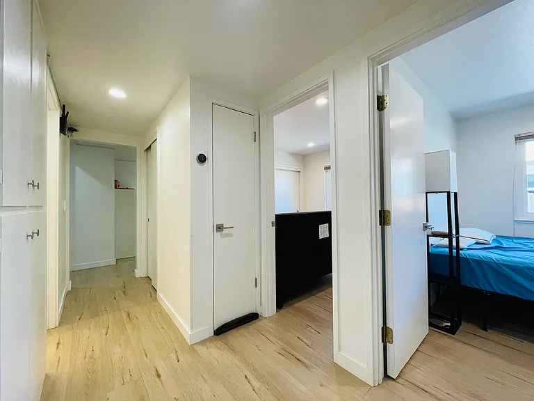 3373 Payne Ave #3 — Photo 15