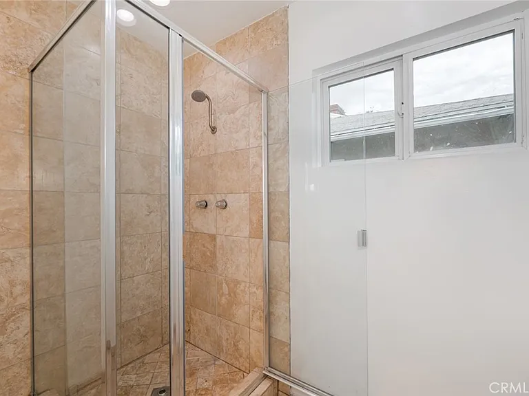 15147 Otsego St — Photo 23