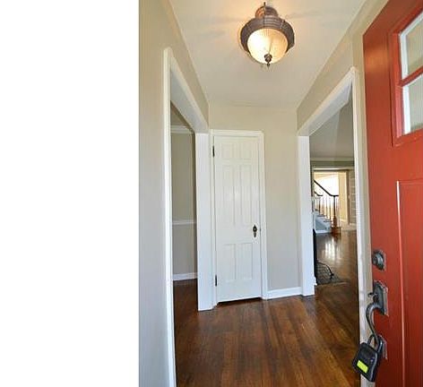 2nd image of 20879 Stratford Ave