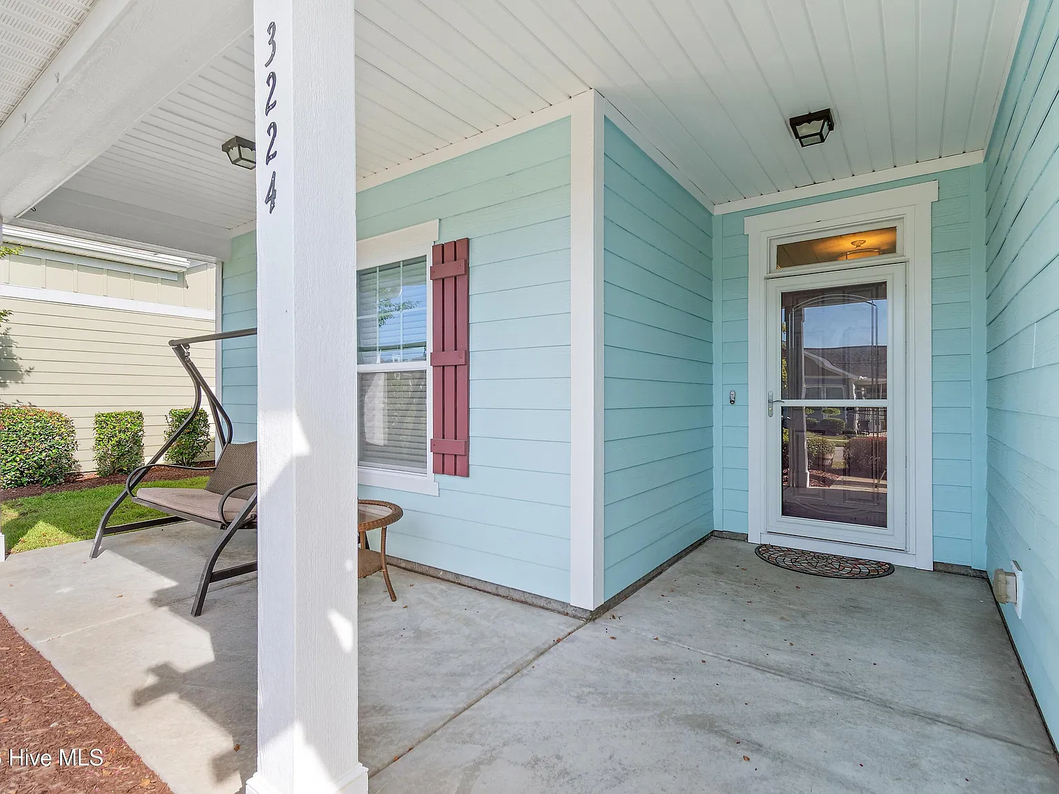 3 bed, 3.0 bath, $3,400 — Photo 2