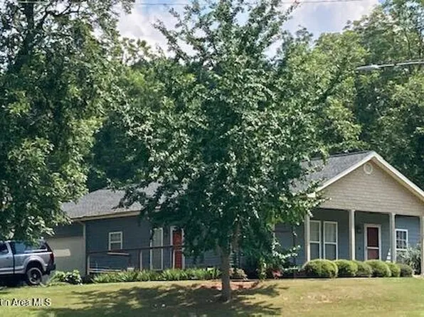 112 N Spring St, Dadeville, AL 36853