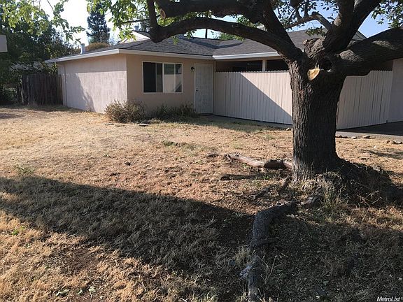2nd image of 204 Glenn Dr