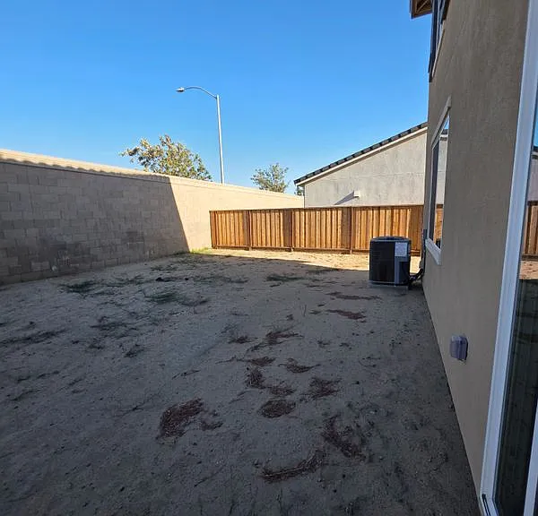2386 Satin Leaf Ct — Photo 22
