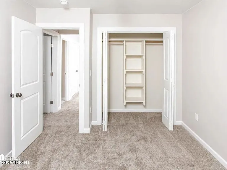 4750 W Kaylee River Cir — Photo 19