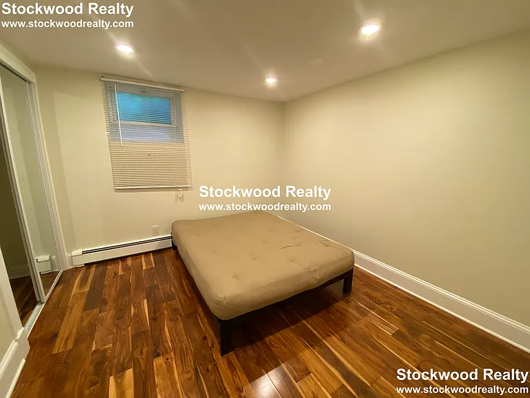 16 Crescent Ave #B — Photo 35