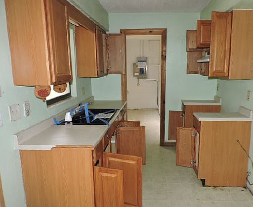 4th image of 2611 NE 167th Ave