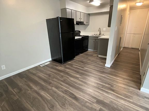 2nd image of 1565 W 6th St #130