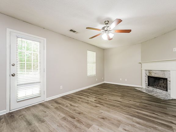 5th image of 646 Kilkenny Cir