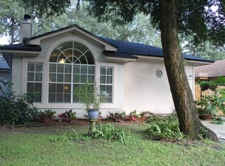 701 Camelia St, Atlantic Beach, FL 32233