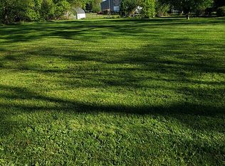 1064 Tracy St, Owosso, MI 48867