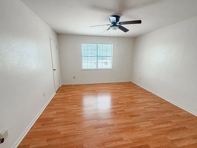 3804 Charolais Dr — Photo 7