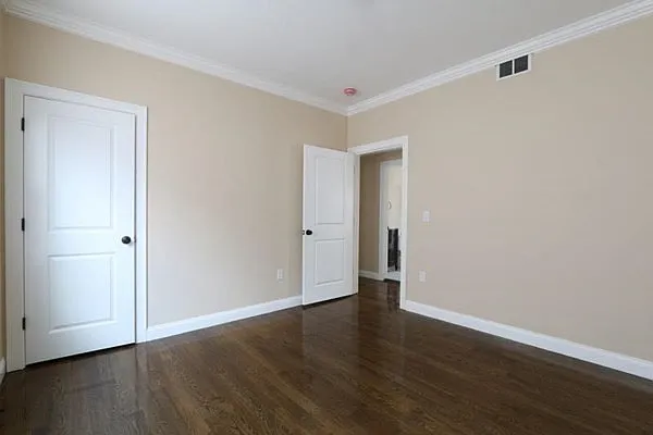 10 Brinton St — Photo 4