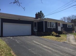 12 Wade Dr, Smithfield, RI 02828