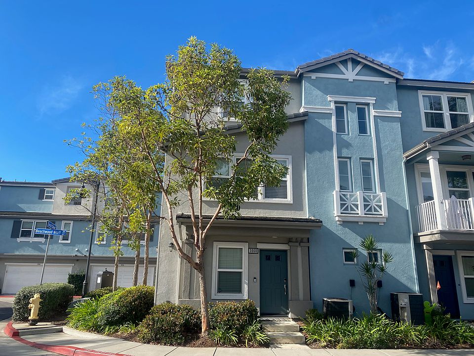 Front entrance to Condo