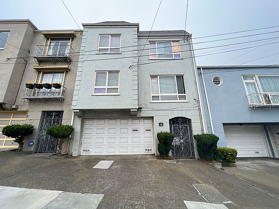 2nd image of 1383-1385 33rd Ave