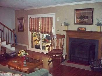 5th image of 38 Brandy Ct