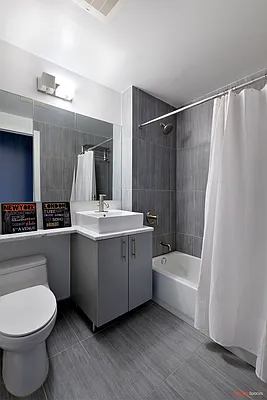 Sold by Modern Spaces | media 13