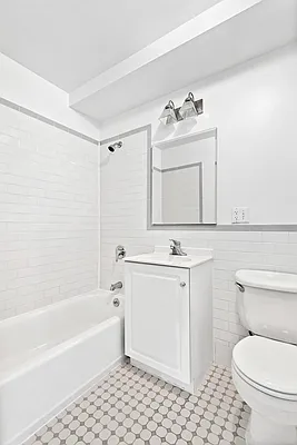 Rented by Compass | media 14