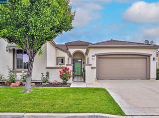 322 Gladstone Dr, Brentwood, CA