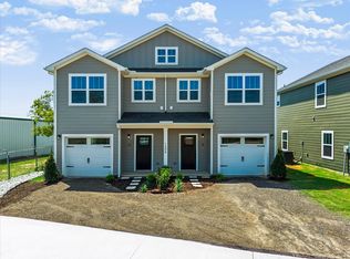 1306 Country Rd, Whitesboro, TX 76273