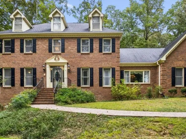 1211 Silverwood Ct, Lawrenceville, GA 30043