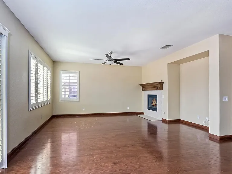 44401 Penbrook Ln — Photo 8