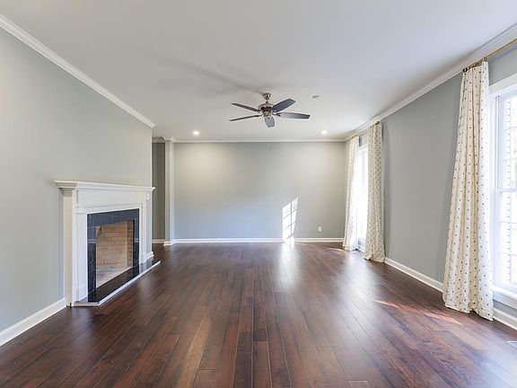 3rd image of 600 Smithbriar Dr