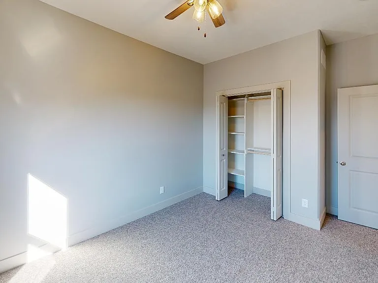 296 Capstone Dr — Photo 3