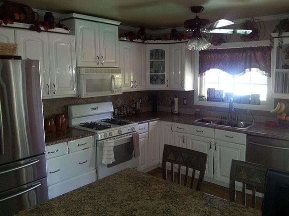 Appliances upgrade to stainless steel. Does NOT include refrigerator.