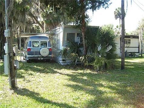 2nd image of 783 NW 11th Blvd