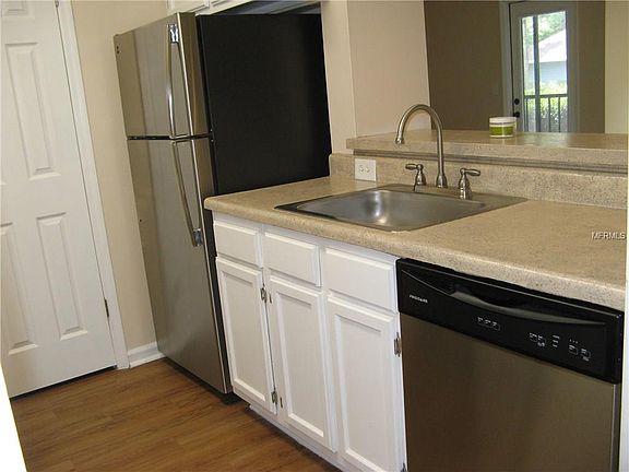 3rd image of 8692 Key Biscayne Dr APT 102
