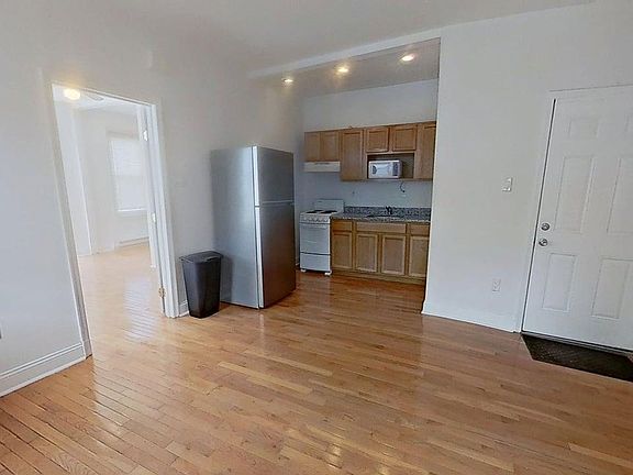2nd image of 1234-40 Rising Sun Ave #D