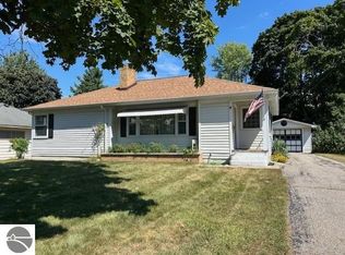 412 Wadsworth St, East Tawas, MI