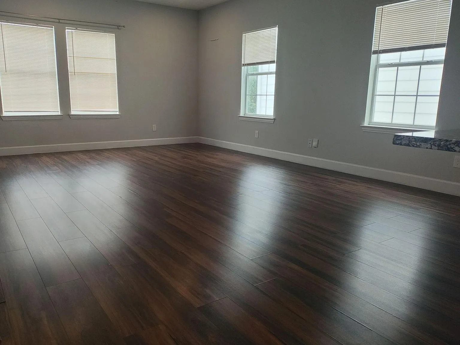 2 bed, 2.0 bath, 1045 sqft, $1,495 — Photo 4