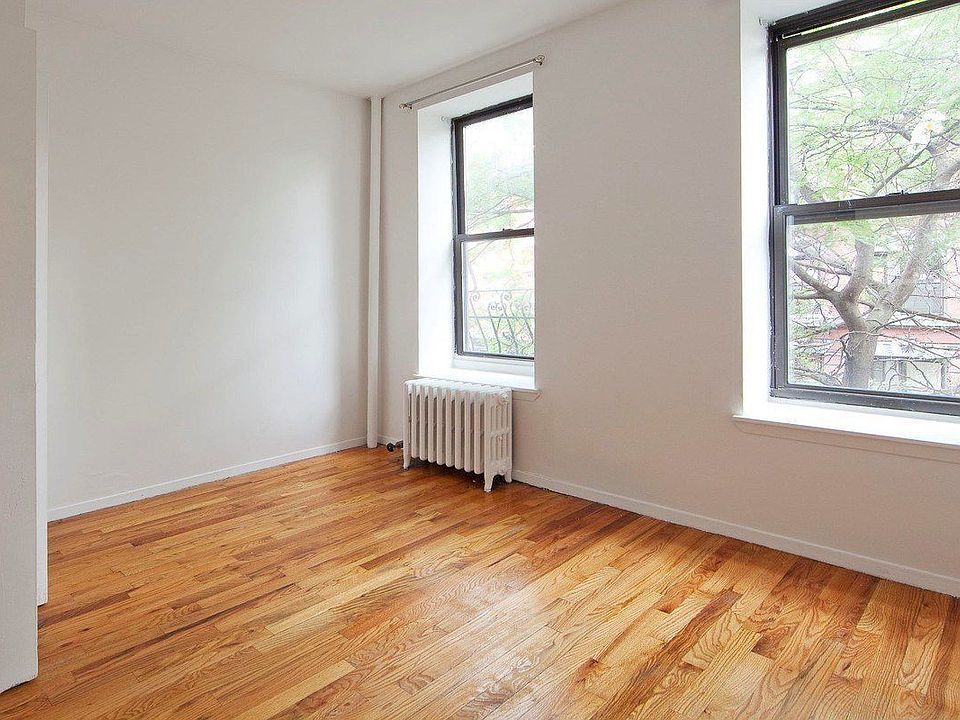 1st image of 120 Macdougal St APT 10