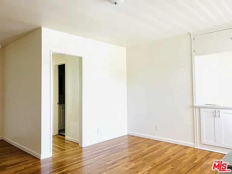 1860 N Alexandria Ave #1884 — Photo 8