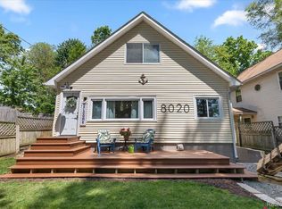 8020 Haviland Beach Dr, Linden, MI 48451