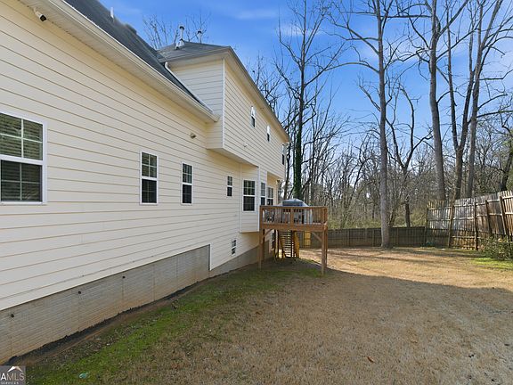 4th image of 5980 Giles Rd