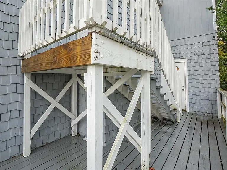 244 Lexington Dr — Photo 25