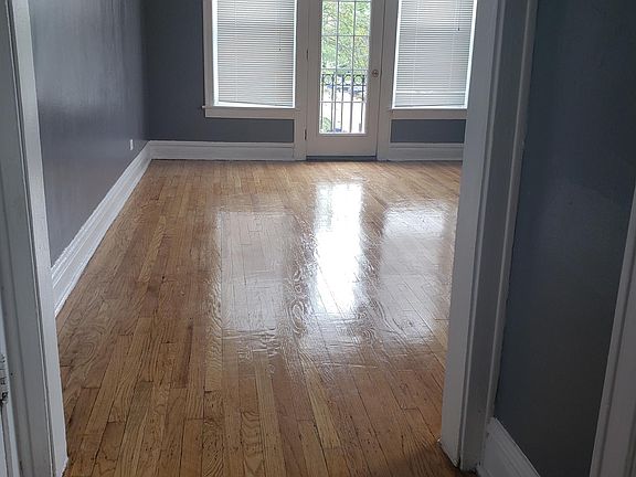 3rd image of 5442 S Harper Ave APT 203