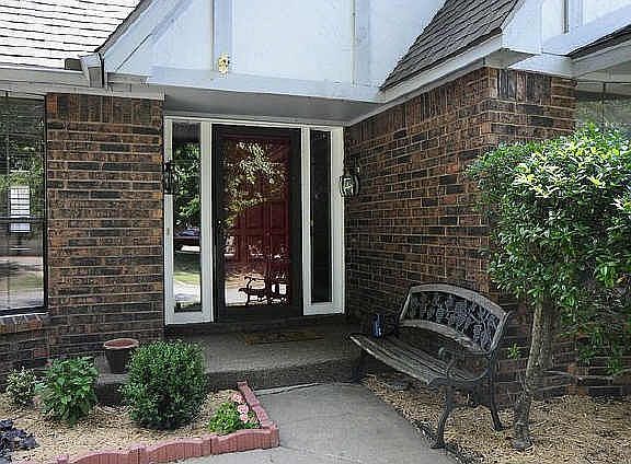 Updated in Union schools on huge 17,000 sq foot lot