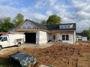 551 E Lucy Ln, Ellettsville, IN 47429