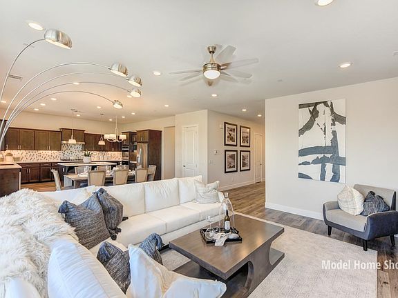 4th image of 2049 Hudson Cove Dr