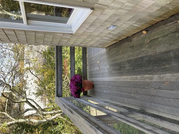 7 Pine Grove Ln #1, Nantucket, MA 02554