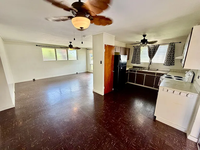 101 Ihea Pl — Photo 2