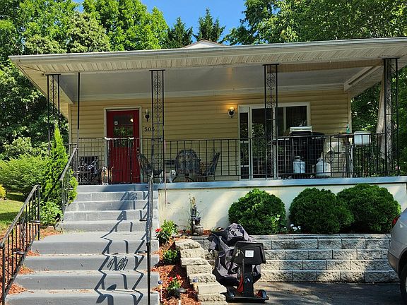2nd image of 505 Laurel Dr
